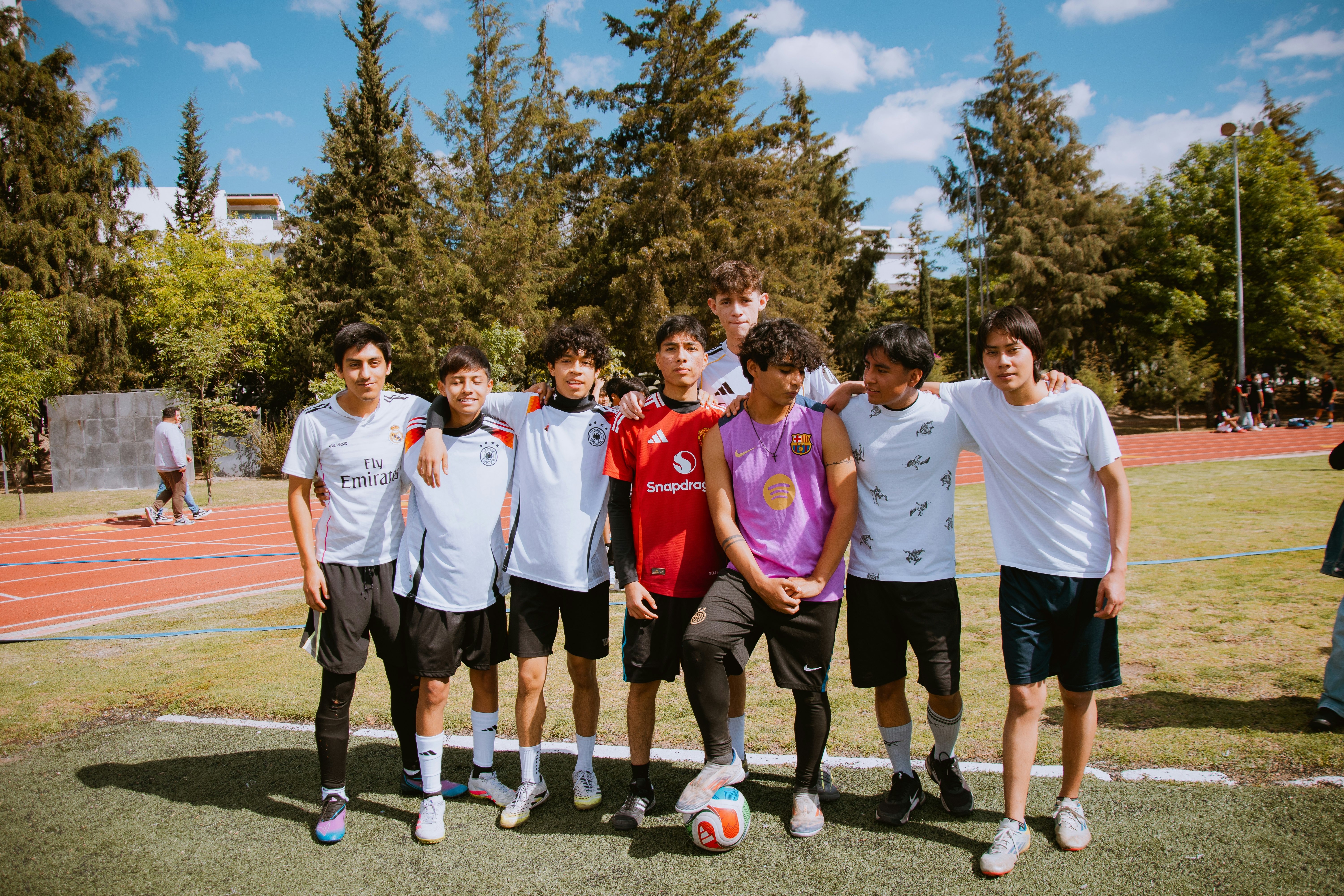 麻将里进攻和防守如何选择（麻将对局中的攻守取舍）