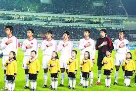 詹姆斯总助攻数升至历史第二！拉拉维亚面对旧主不手软！关键时刻的湖人太稳了！